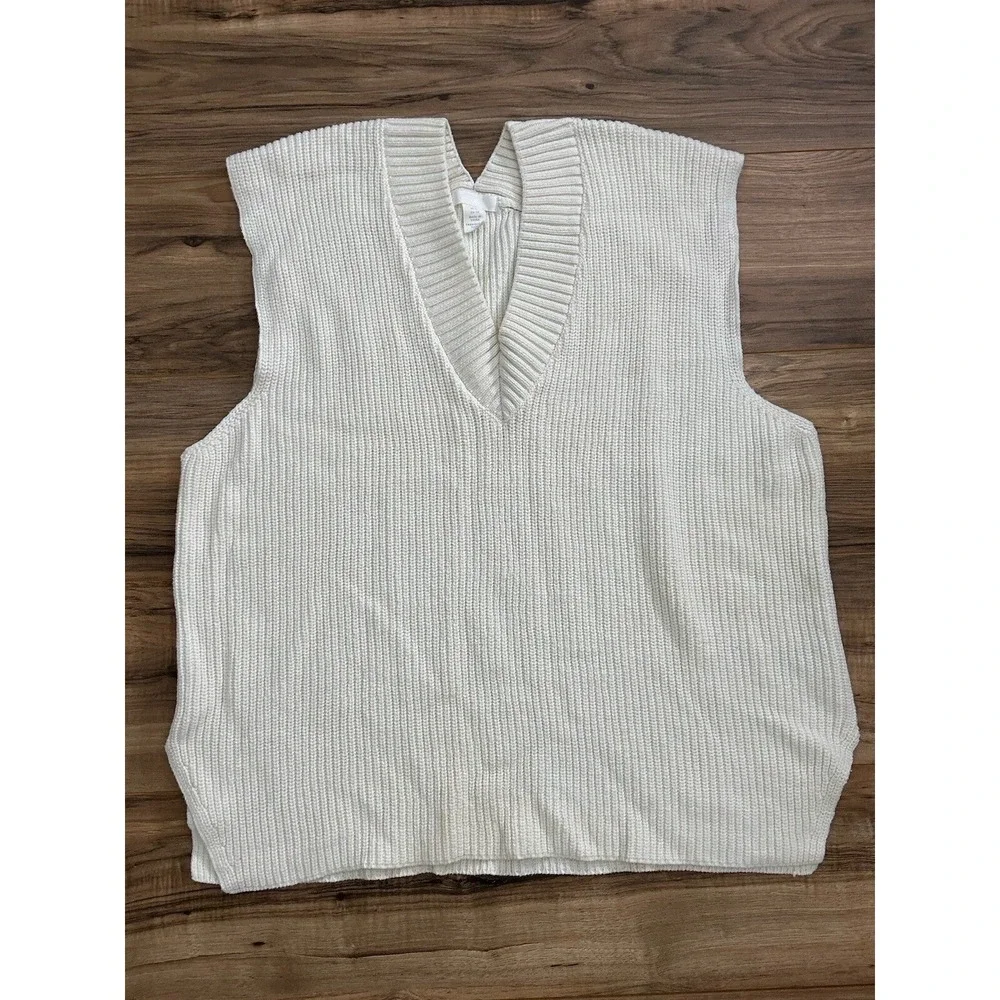 H&M Men's V-neck Knit Sweater Vest Off White Size‎ XL